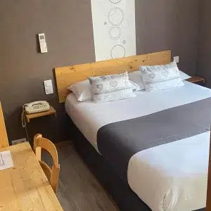 logis-auberge-du-herisson-chambres-chaux-du-dombief-863944